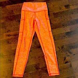 Aerie leggings. Chill. Play. Move. Size Small.